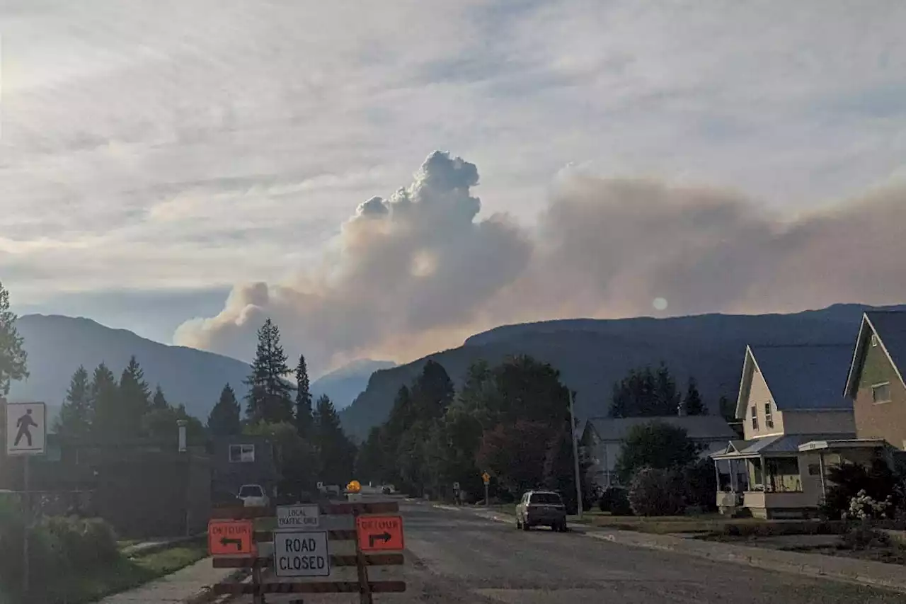 Hiren Creek wildfire smoke may impact Highway 1, near Revelstoke - Terrace Standard