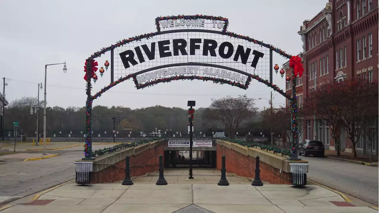 WATCH: Wild Brawl on Alabama Boat Dock Appears Racially Divided