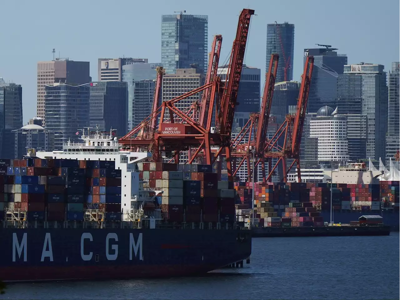 'Urgent' need to rethink labour laws after B.C. port strike: CFIB