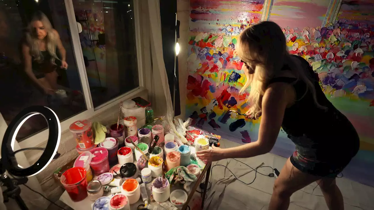 Artists Transform Hotel McCoy into a Colorful Canvas at Arizona ArtFest