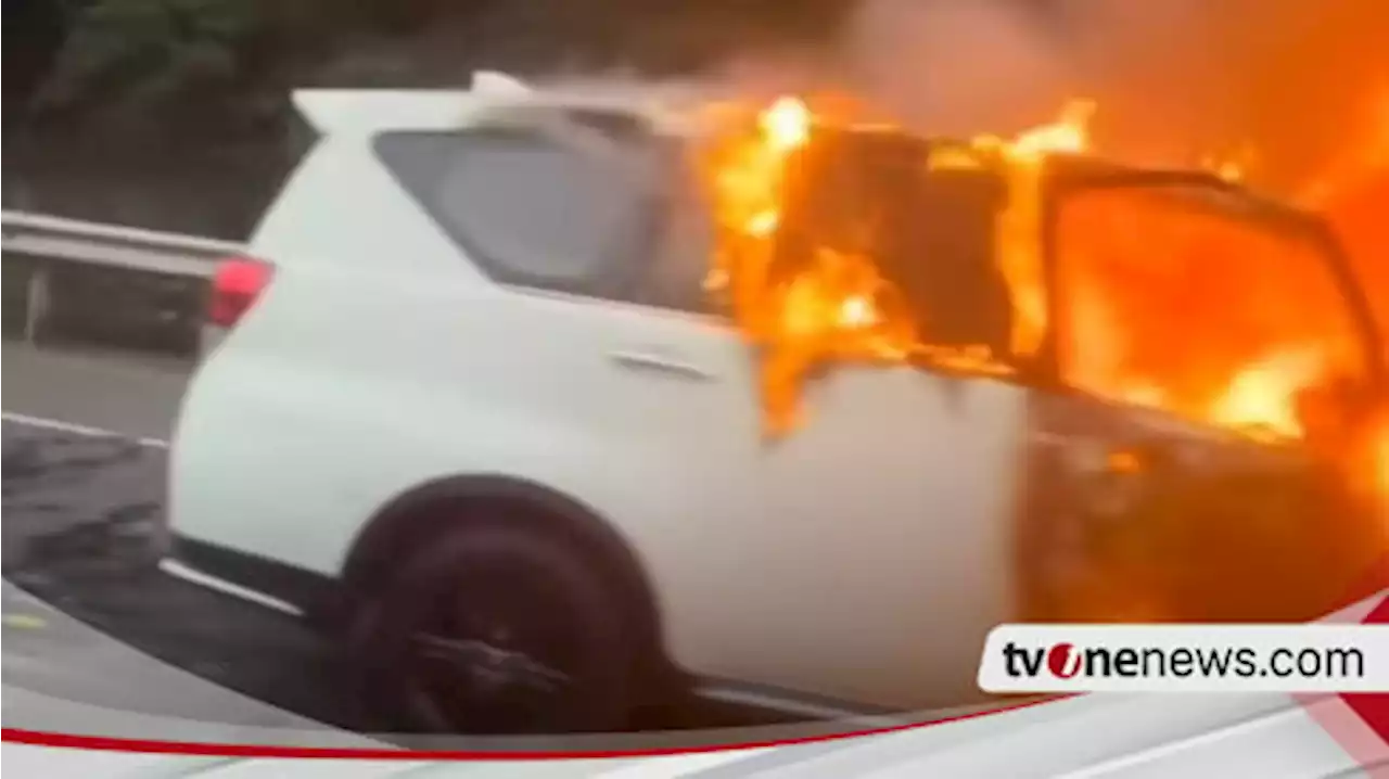 Kecelakaan di Tol Tangerang, Pengendara Innova Nyaris Terpanggang di Mobilnya