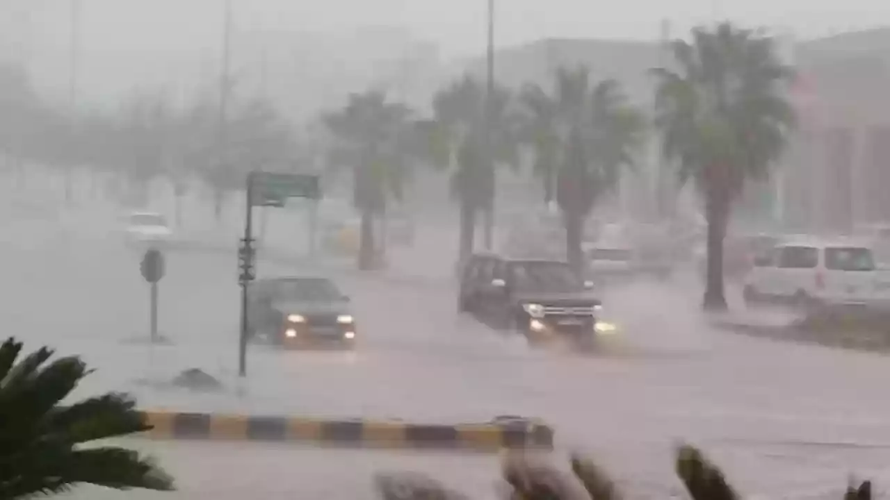 الموعد والمناطق.. خبراء الأرصاد يُحذرون من أمطار غزيرة حتى الأسبوع القادم - صحيفة تواصل الالكترونية