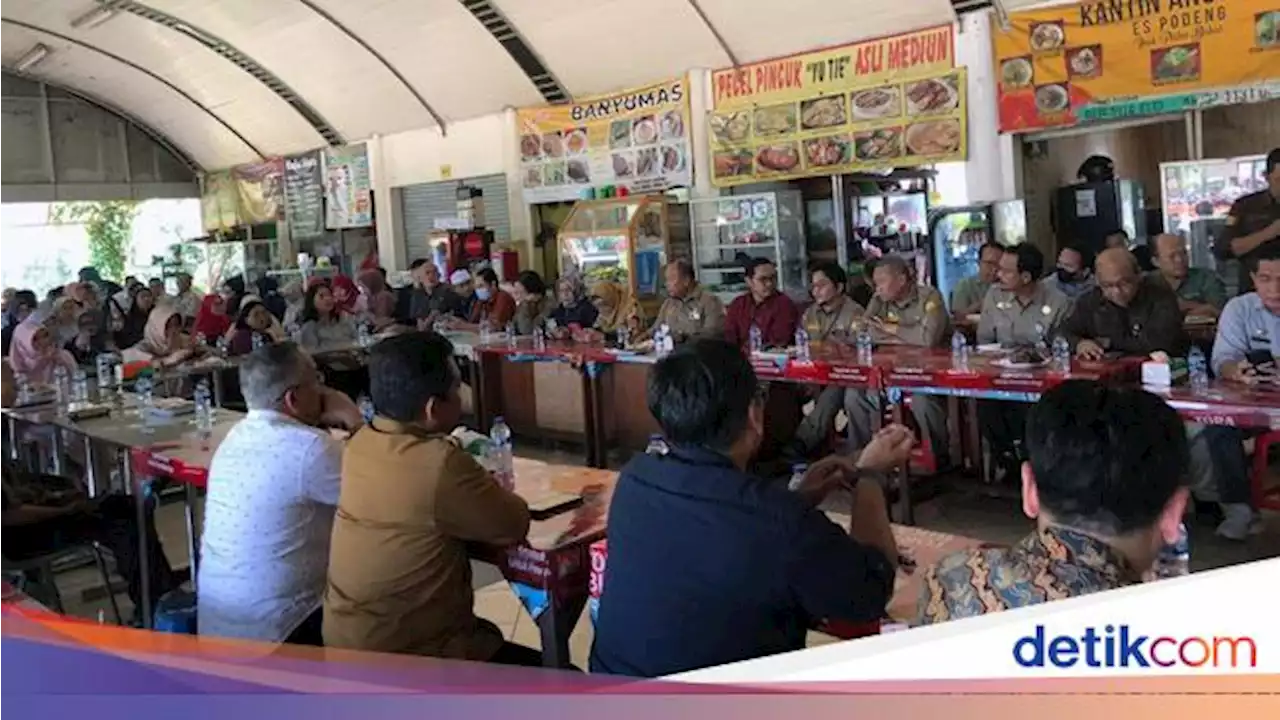 Mentan Gelar Rapat dengan Jajaran di Kantin, Bahas Antisipasi El Nino