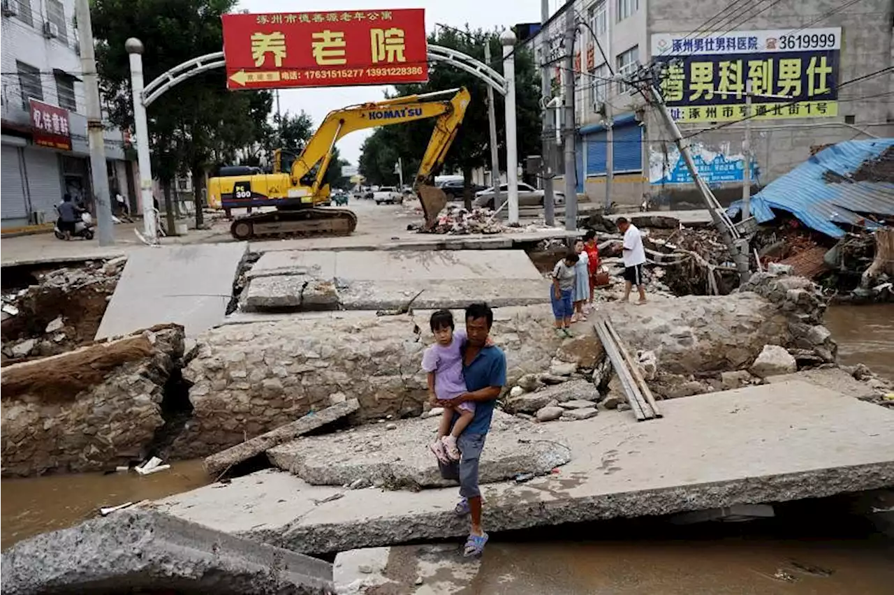 China to ensure flood victims can return home by winter: State media