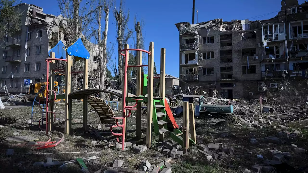 Russian Missile Strike on Hotel, Apartments Leaves 7+ Dead in Ukraine