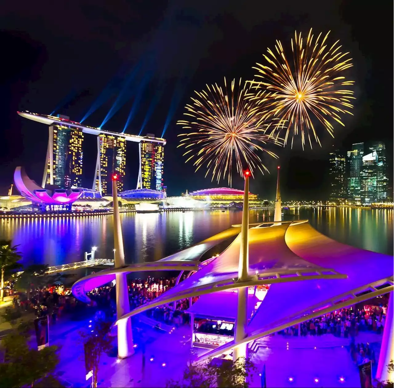 Best Singapore Restaurants And Bars Offering A Front-Row Seat To The National Day Fireworks