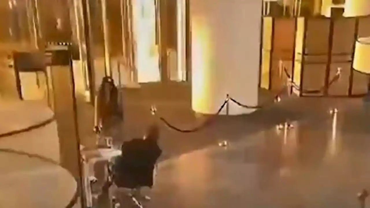 لحظه حمله پهپاد اوکراینی به یک آسمان‌خراش در مسکو