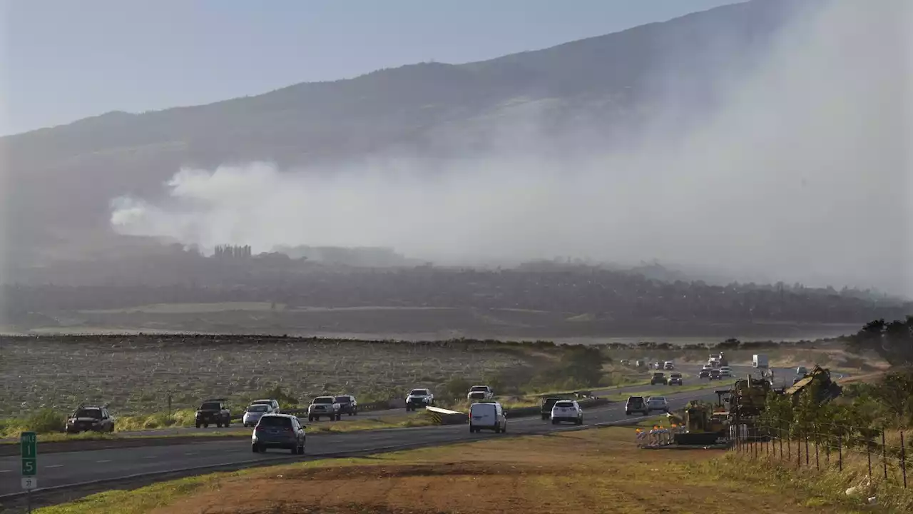 Hawaii Wildfires Destroy Homes and Trigger Evacuations Amid Strong Winds