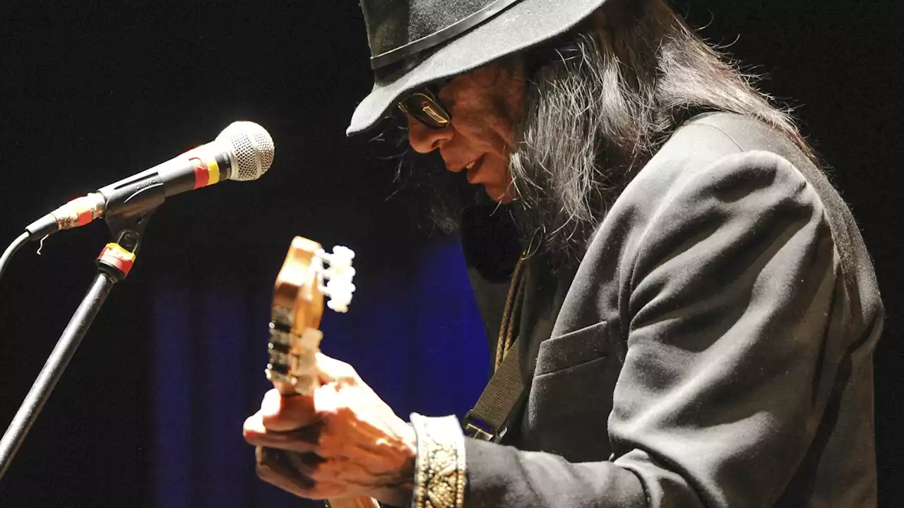 Singer and Songwriter Sixto Rodriguez, Subject of 'Searching for Sugarman' Documentary, Dies at 81