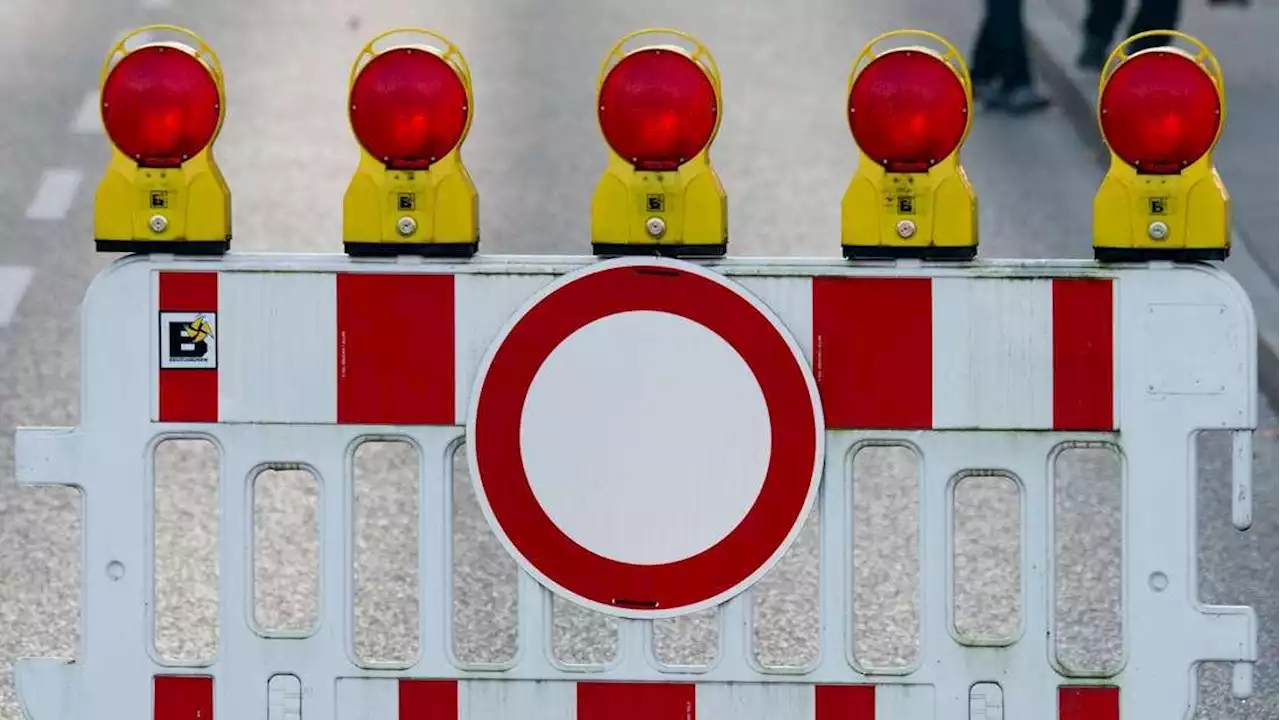 Traunstein: Fliegerbombe im Bereich Rupertistraße/Lerchenweg entdeckt – Einsatzkräfte vor Ort