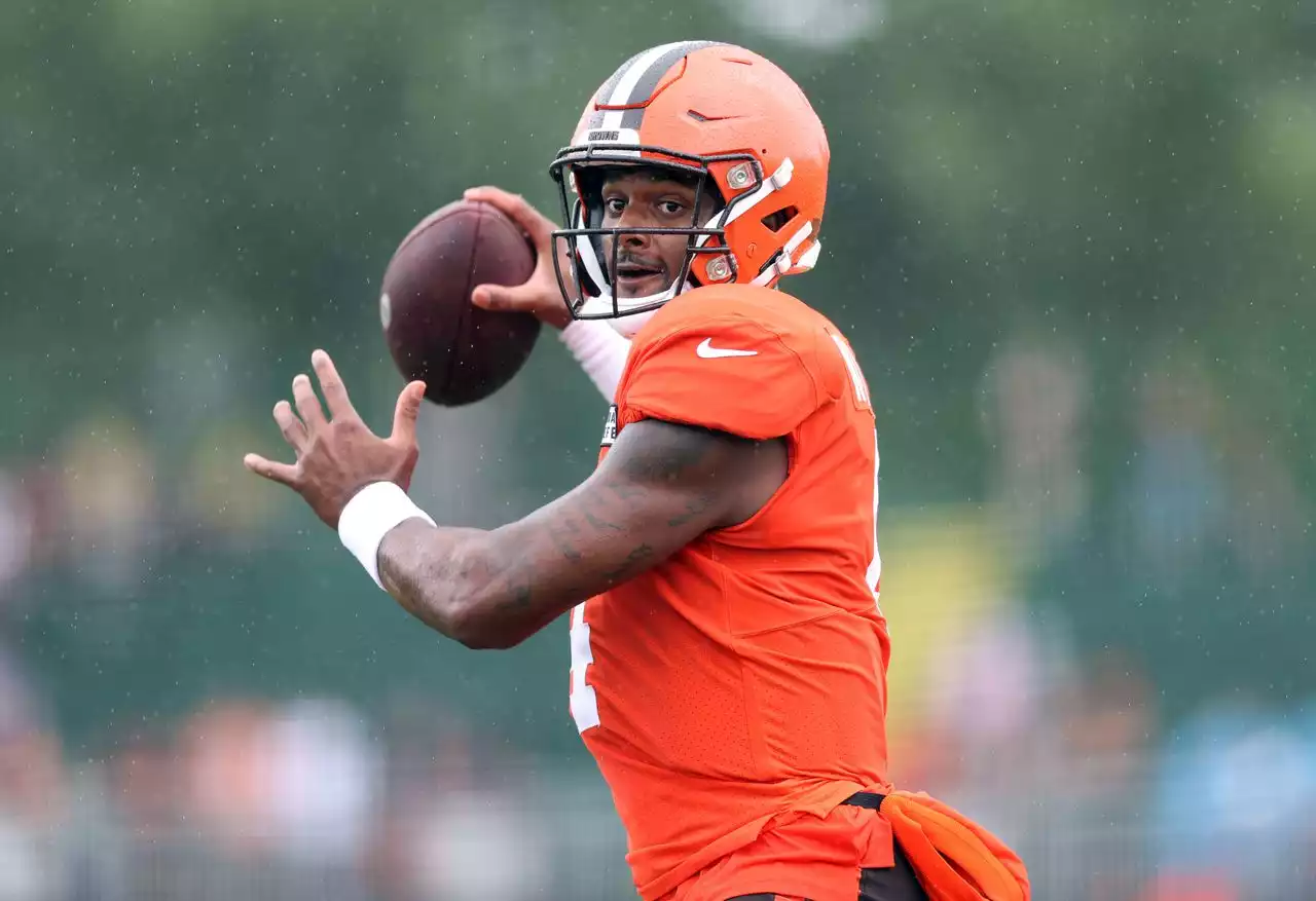 Deshaun Watson to Start Browns' Preseason Game vs. Commanders