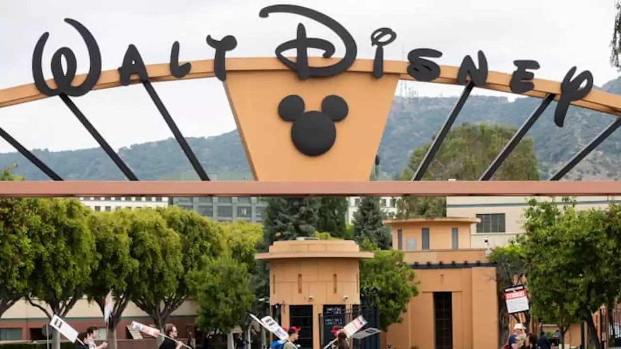 Analysts' Recommendations for Trading Disney Ahead of Earnings Announcement