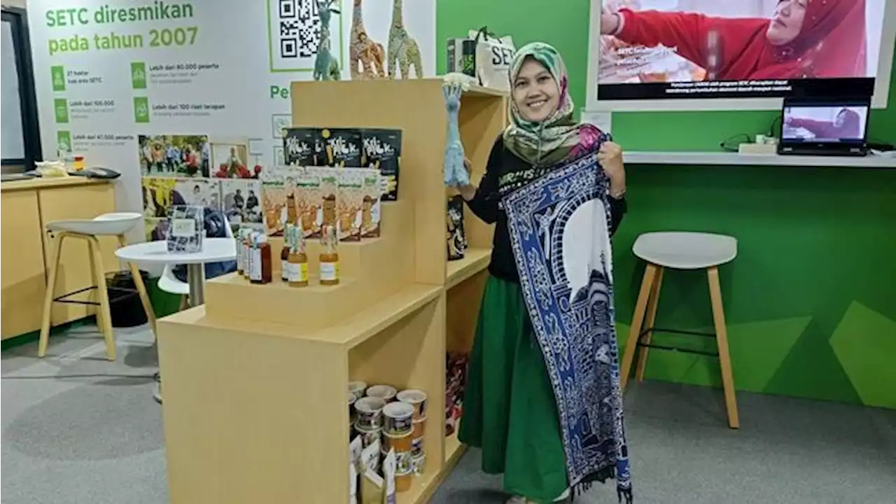 Bisnis Fesyen Ini Usung Sustainable Batik & Zero Waste