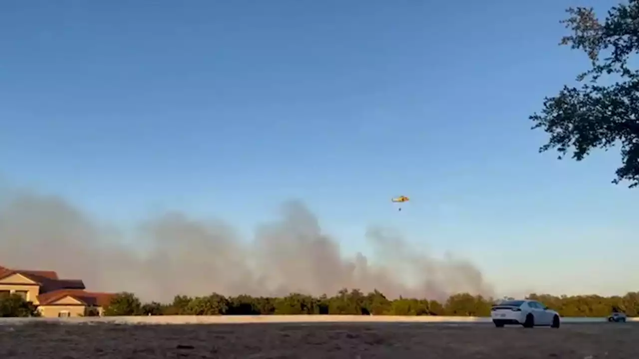 Austin-area wildfire destroys apartment building and damages others