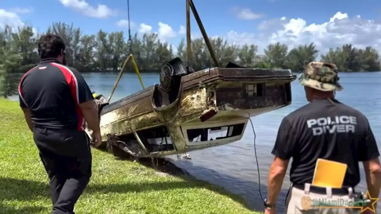 Authorities Investigating Submerged Vehicles in South Florida Lake