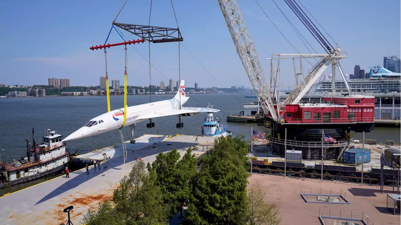 NYC museum's Concorde supersonic jet takes barge ride to Brooklyn for restoration