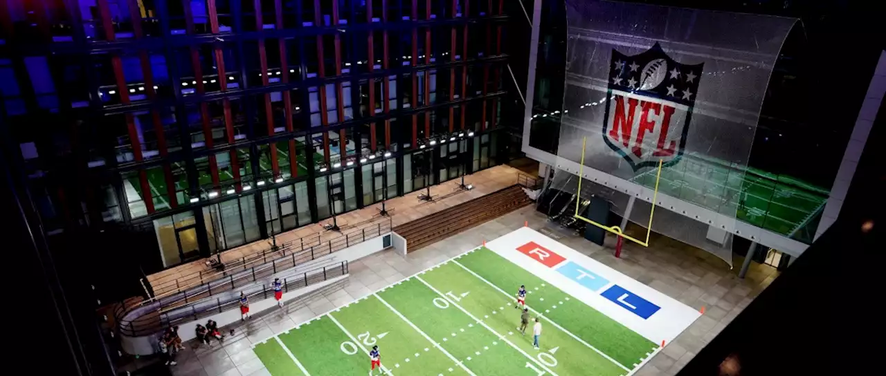 Video-Walls und Football-Feld: So inszeniert RTL die NFL - DWDL.de