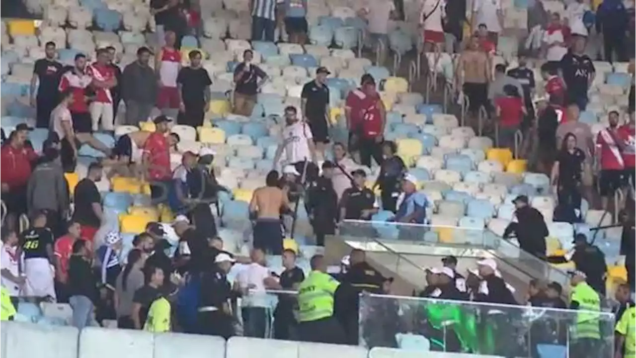 Video: escándalo en Libertadores por abuso policial contra hinchas de Argentinos