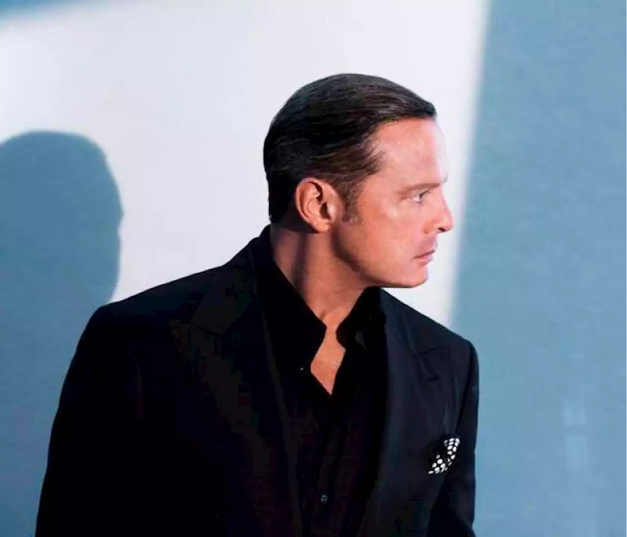 ¿Sí es Luis Miguel? Siguen dudas por supuesto ‘doble’ del cantante mexicano