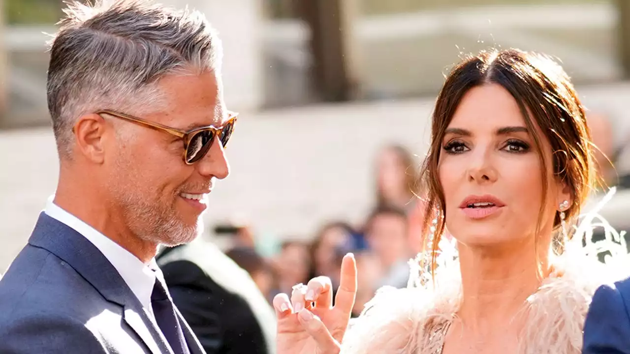 Sandra Bullock, Bryan Randall Exchanged Vows in 2017 Bahamas Ceremony