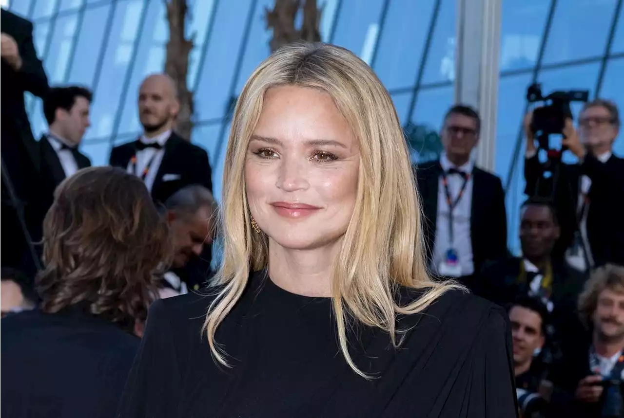 Virginie Efira : « J’ai eu des relations avec des garçons plus jeunes […] Avec les scènes d’amour, il fallait oublier notre pudeur », ses confidences sur le film « 20 ans d’écart »