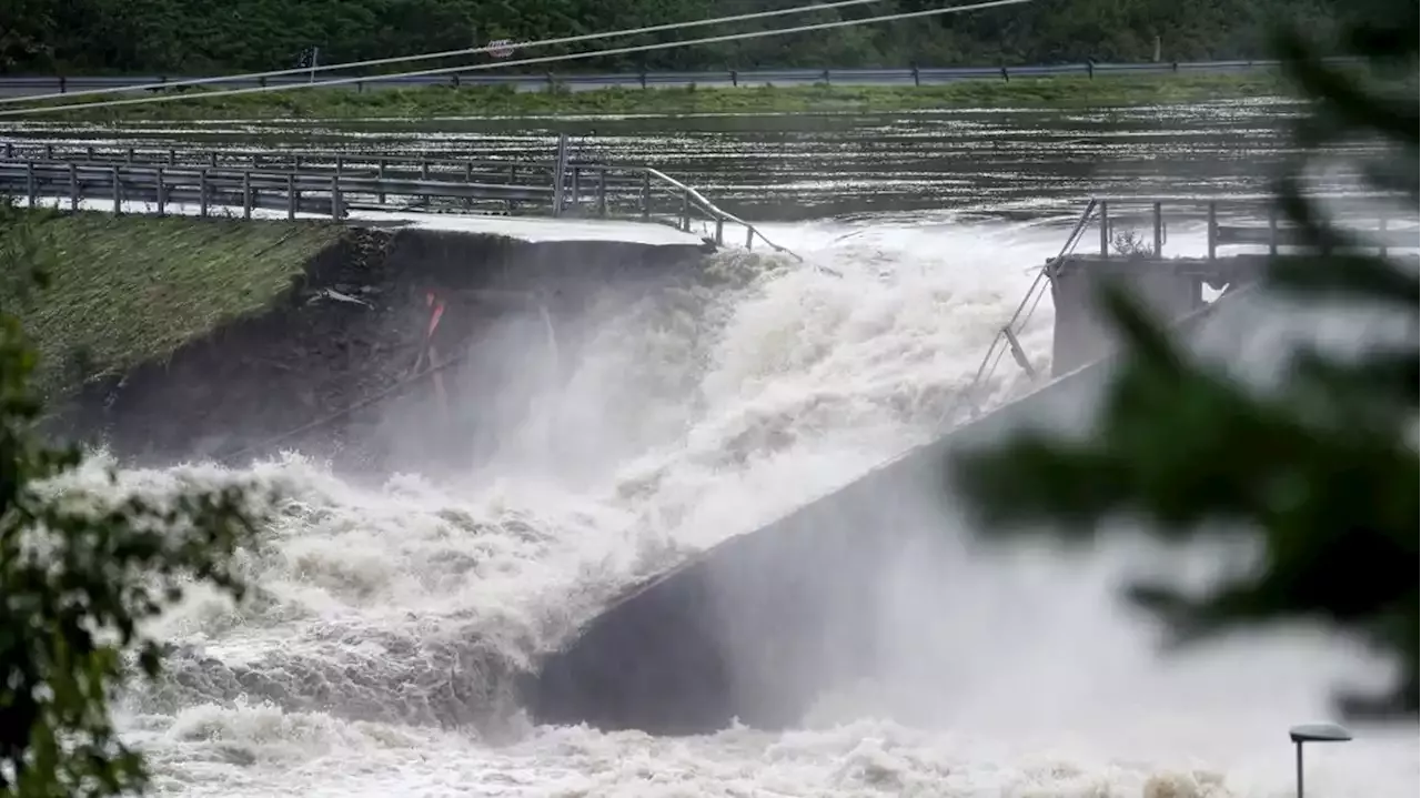 Norv Ge Des Inondations Apr S De Fortes Pluies Une Centrale Lectrique Sous Les Eaux Et Des