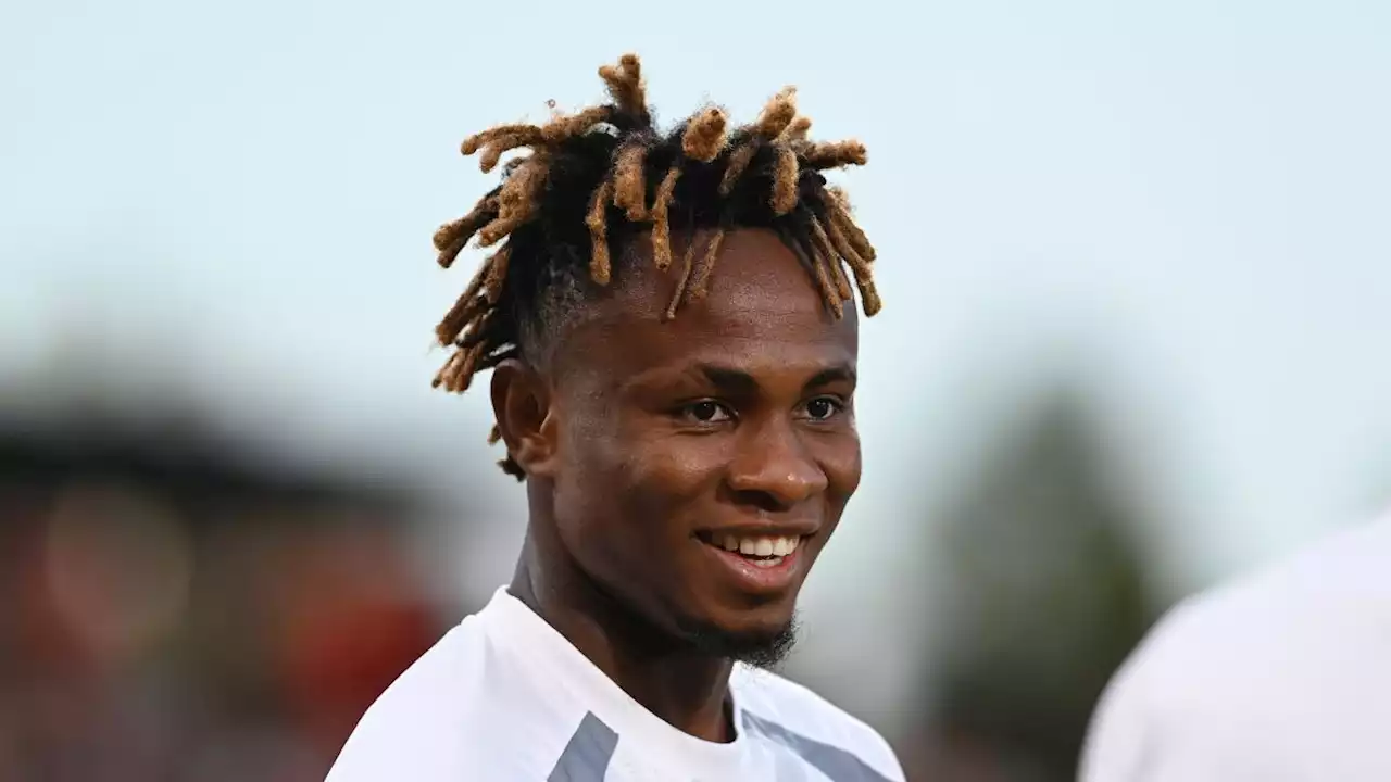 Milan, Chukwueze si presenta: 'Qui grazie a una telefonata di Pioli. E Leao balla con me'