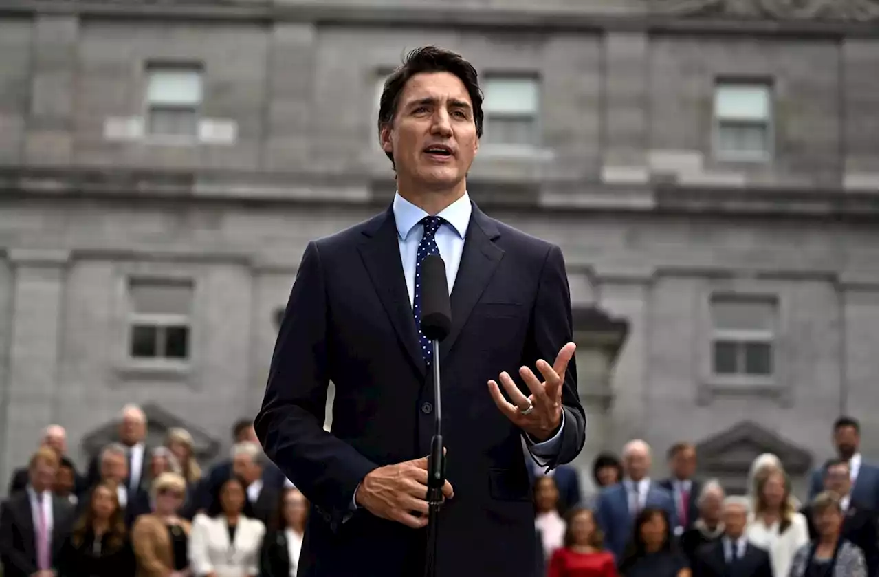 Justin Trudeau’s cabinet shuffle won’t affect Canadians’ views of Liberals: poll