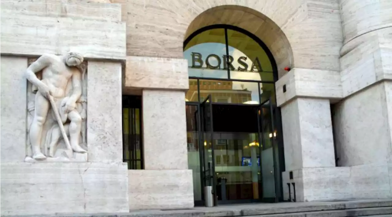 Piazza Affari, Milano rimbalza: digerita tassa su extra profitti banche