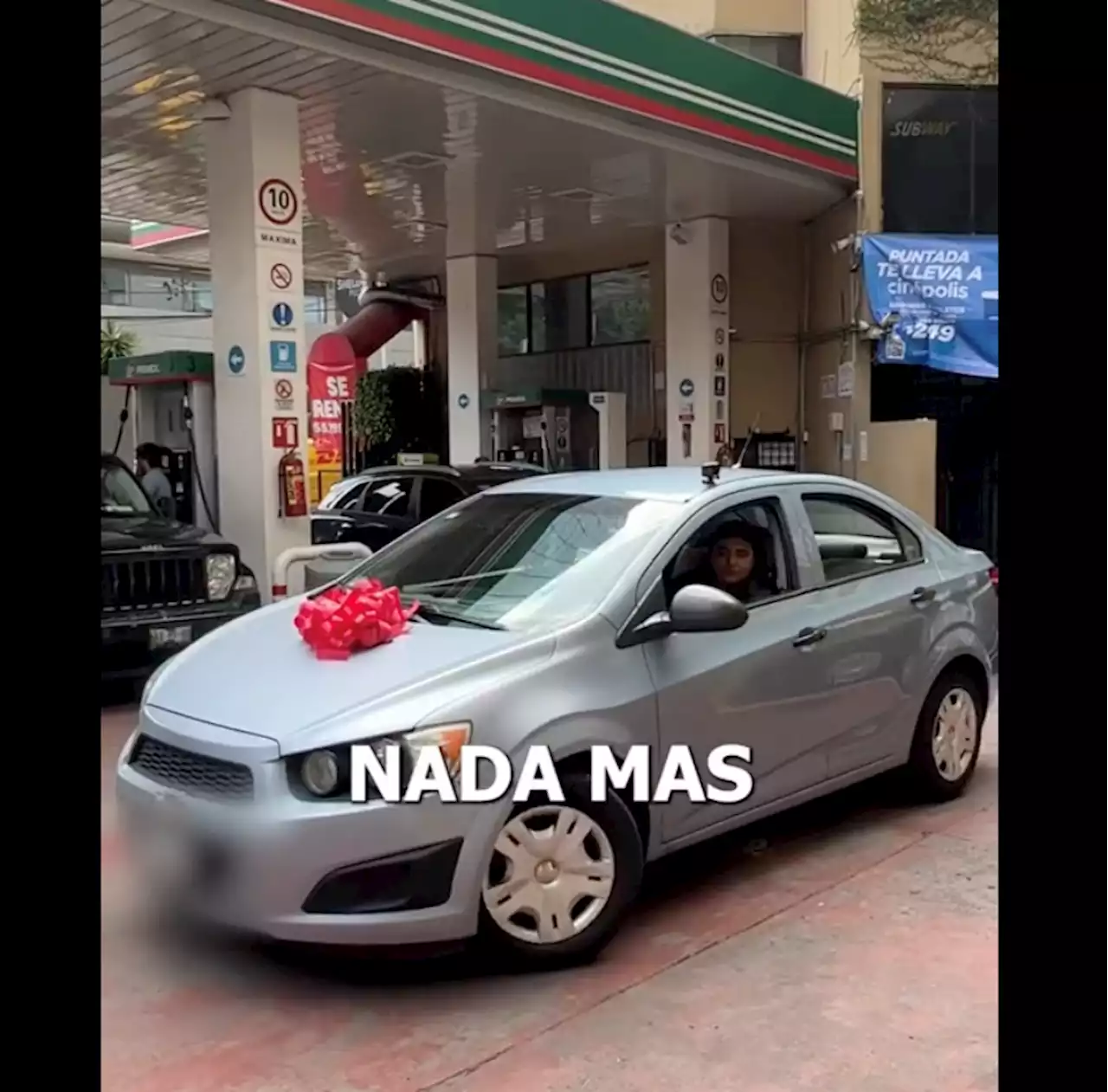 Sin efectivo, pero le paga con un carro la gasolina - Revista Merca2.0 |