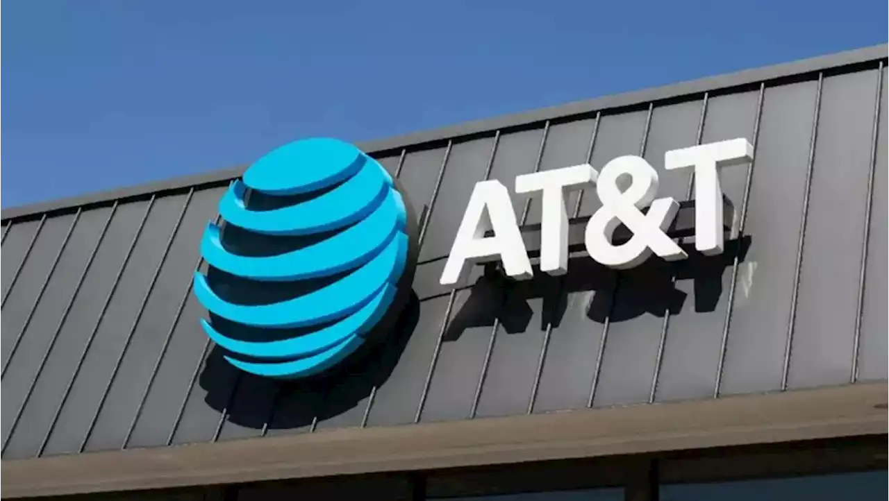 AT&T crea red para impulsar habilidades digitales de artesanas