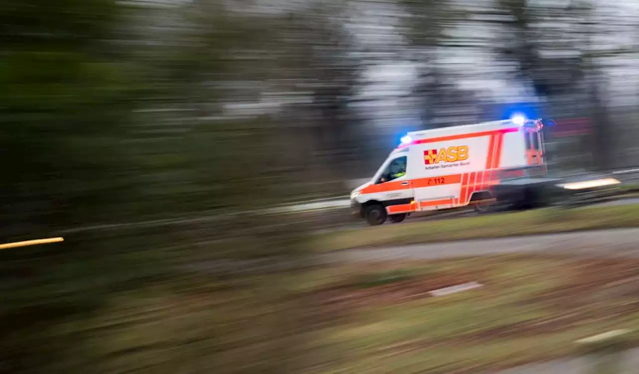 Keine Chance auf Rettung: Mann stirbt bei Frontalcrash mit Pick-up