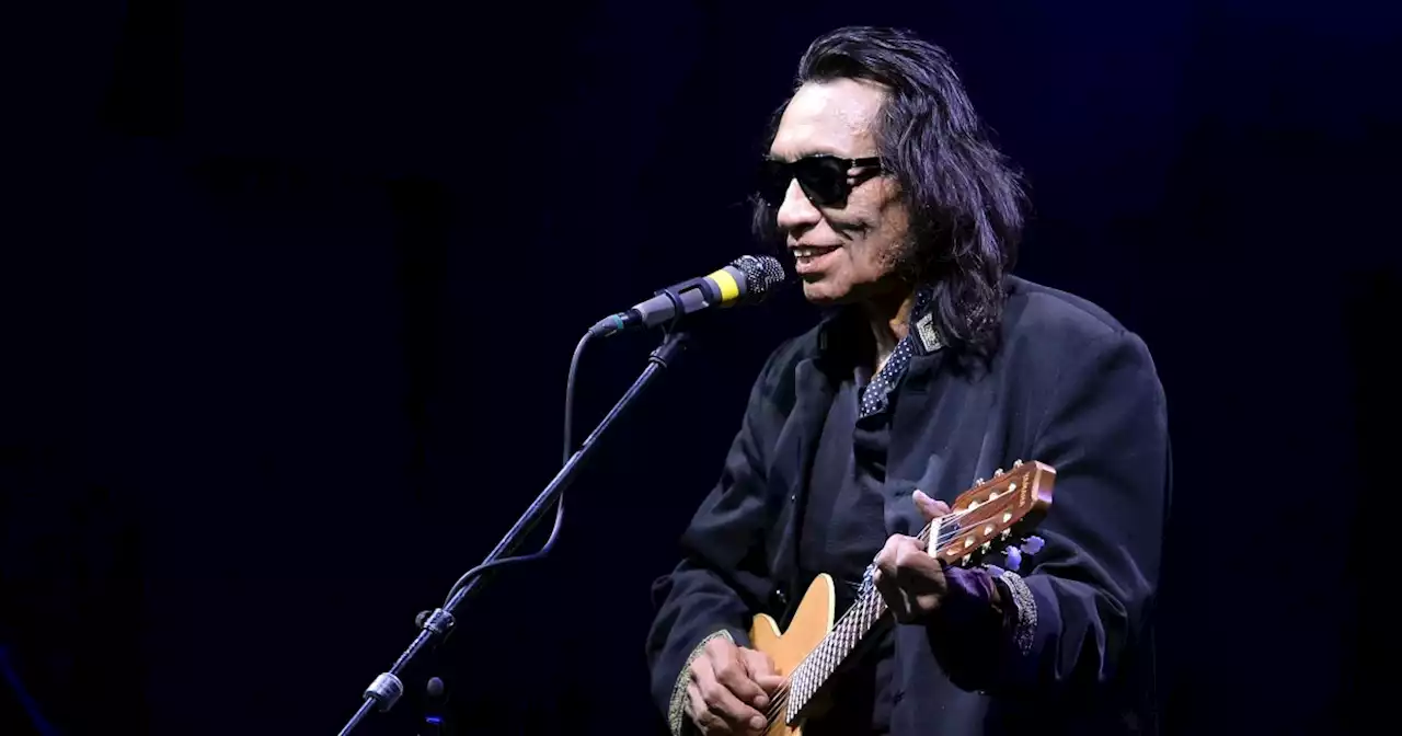 Musician Sixto Rodriguez, Subject of 'Searching for Sugar Man' Documentary, Dies at 81