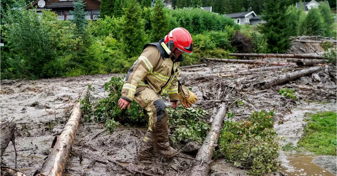 Norway evacuates thousands from worst floods in decades