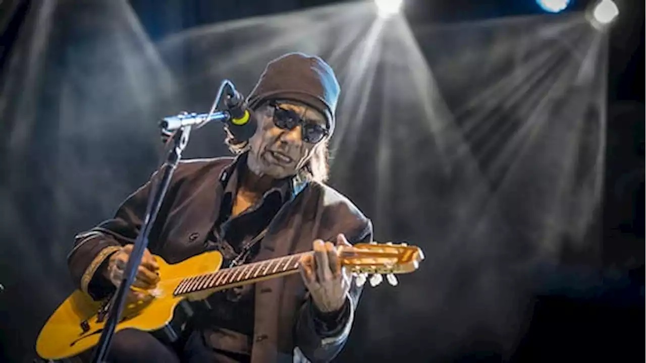 Addio a Sixto Rodriguez, il cantautore folk anti-apartheid