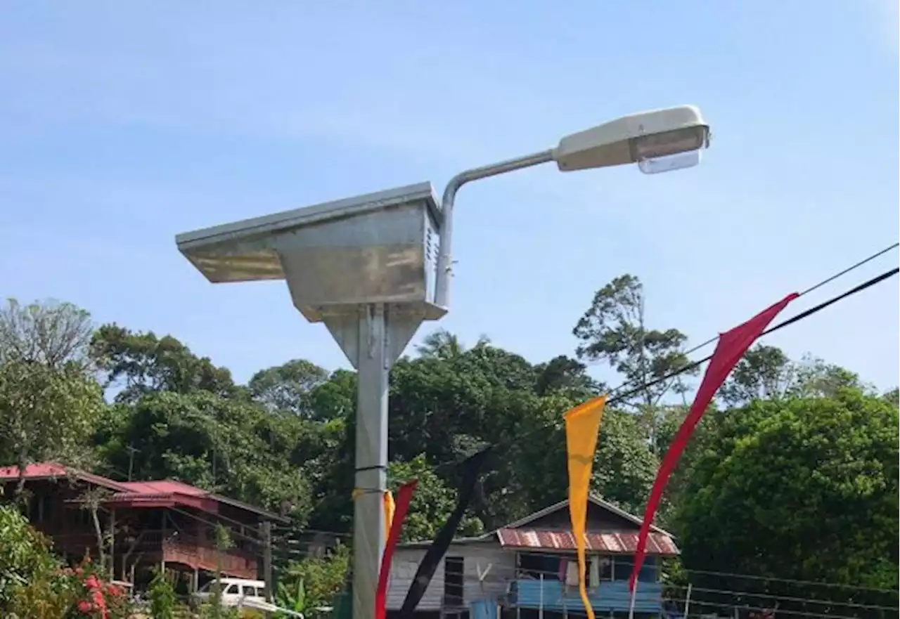 Duo fined RM10,000 each for stealing solar street lamps in Sibu