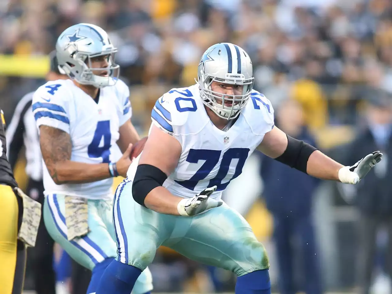 Should Cowboys Re-Do Zack Martin’s Contract?