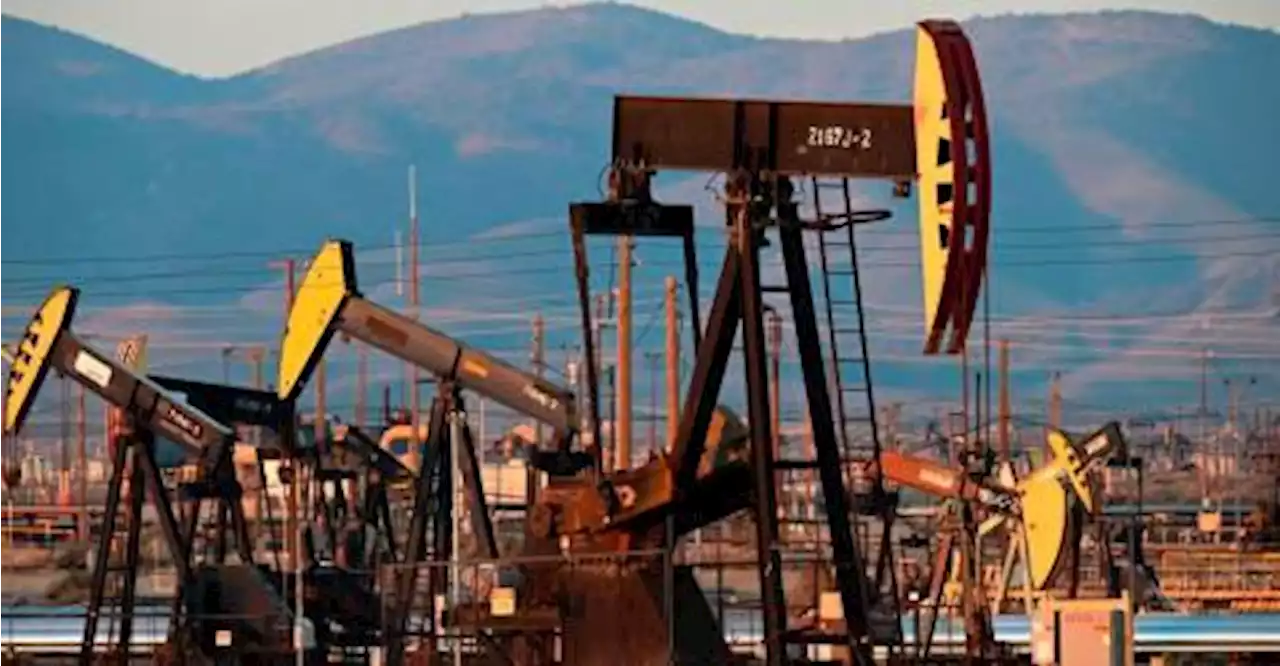 Oil prices down on weak Chinese economic signals