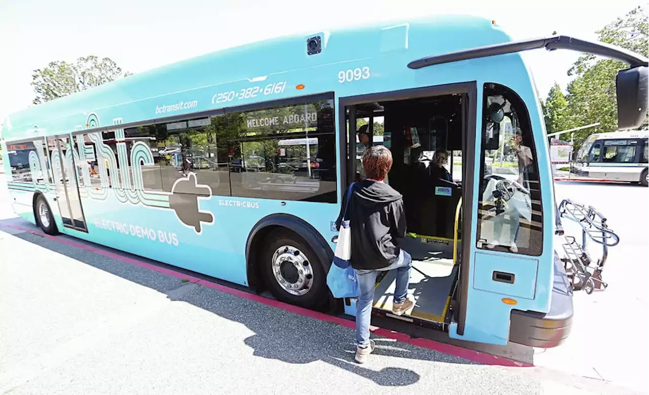 B.C. Transit still hopes to receive electric buses despite maker's bankruptcy