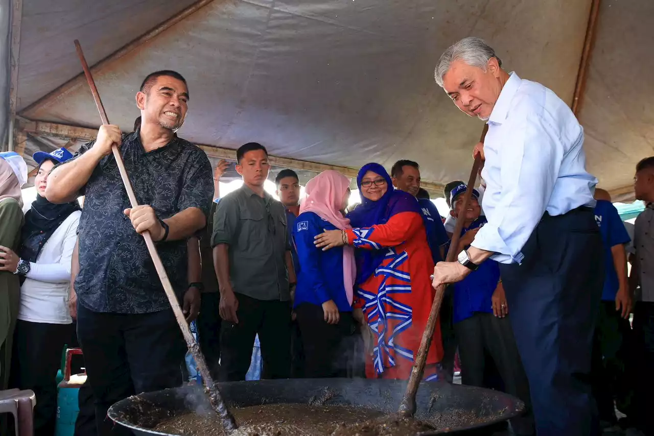 Bangkit isu tidak majukan Kelantan, Annuar umpama menepuk air di dulang terpercik ke muka sendiri