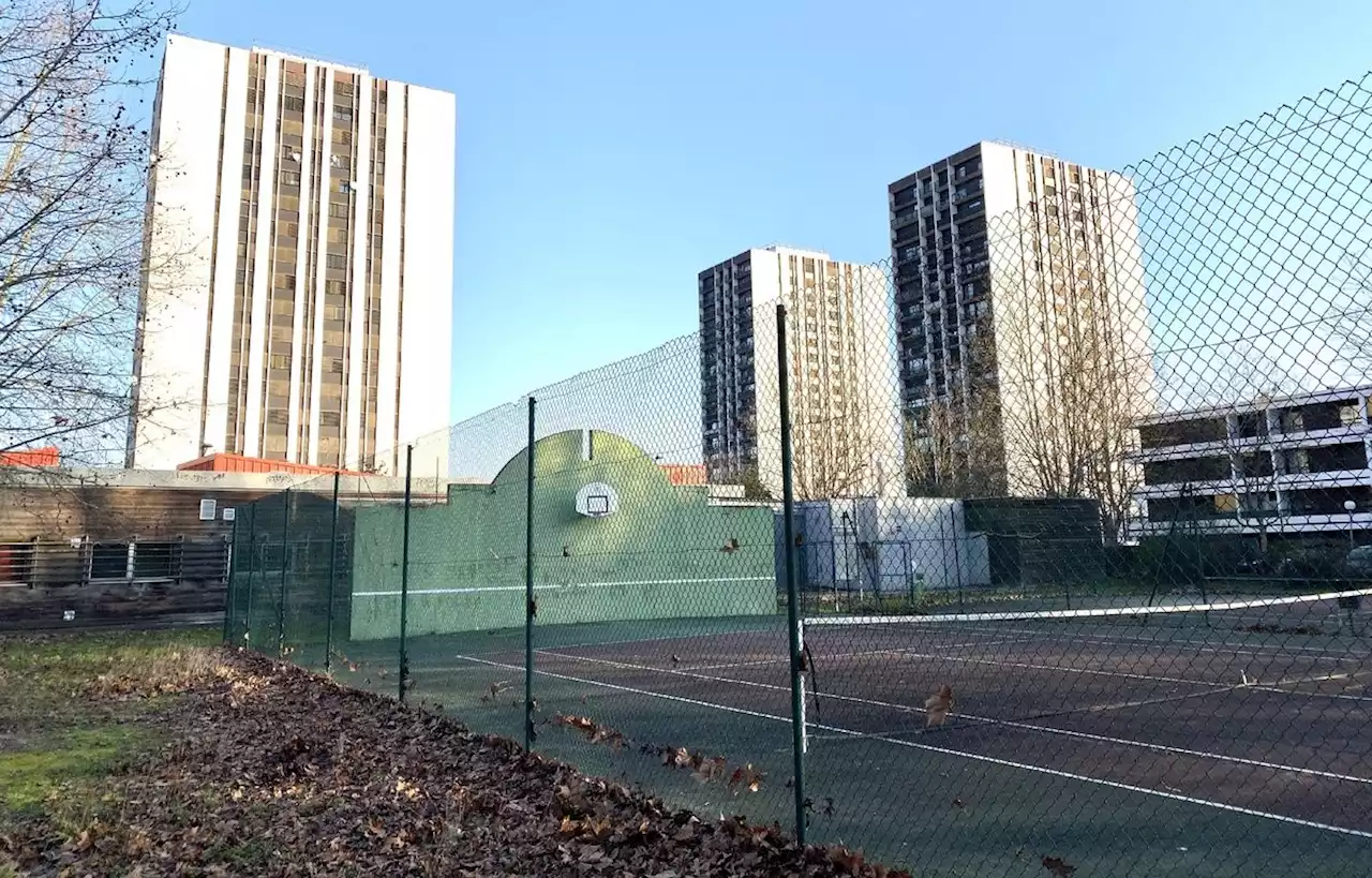 Un petit garçon de 21 mois chute du 8e étage près de Bordeaux