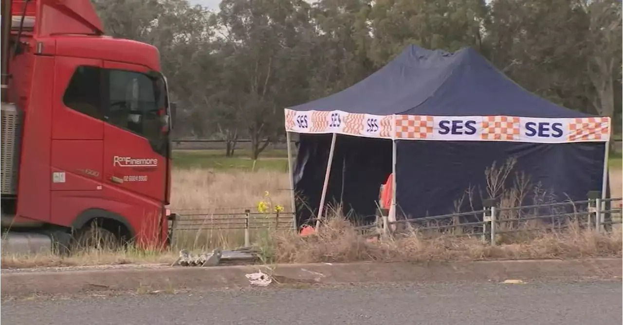 Two couples killed while travelling to visit family in horror Victorian crash