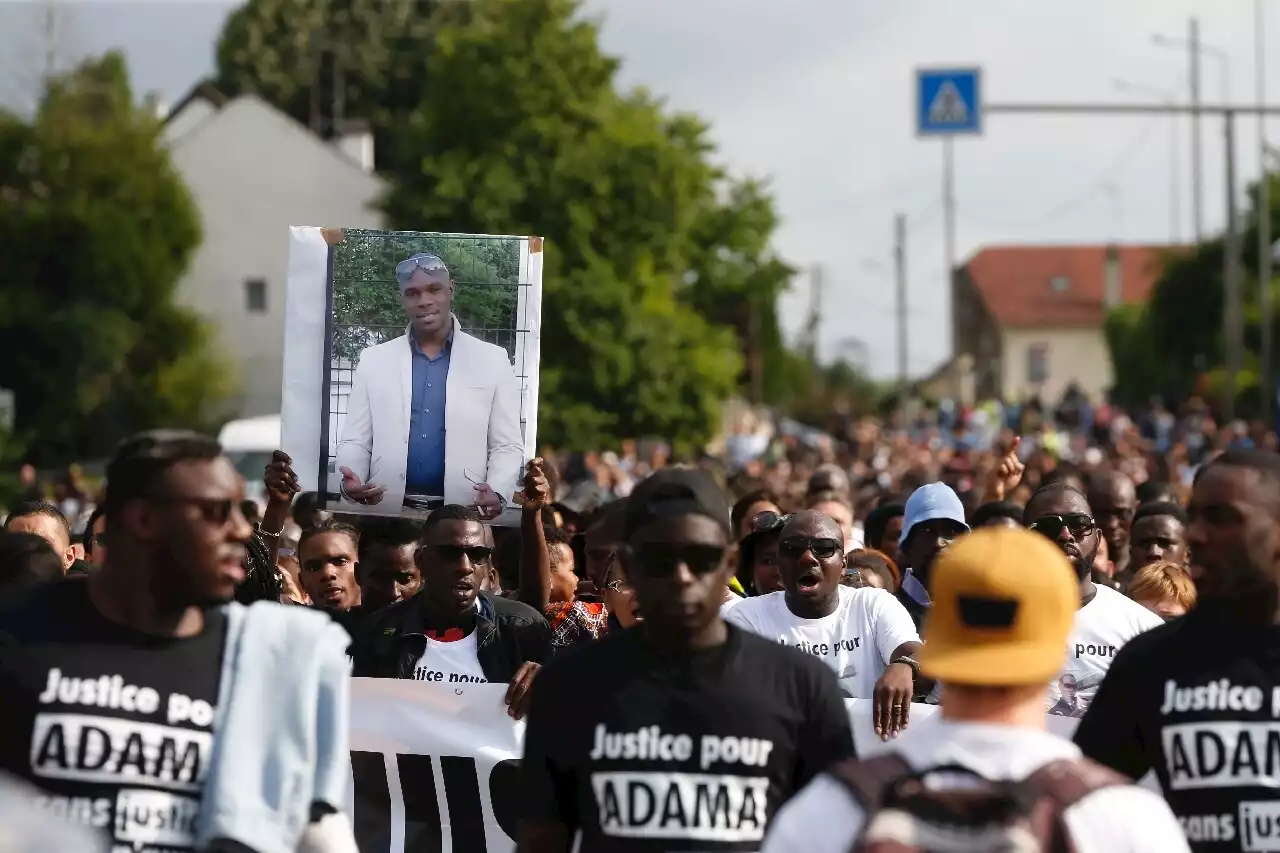 Mort d'Adama Traoré : le non-lieu requis pour les trois gendarmes impliqués dans l'affaire