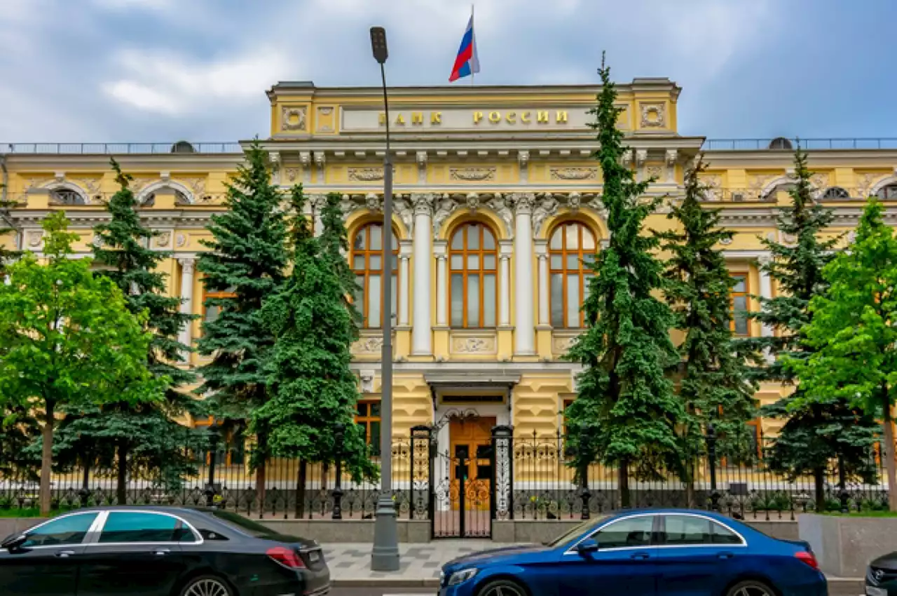 Высоко и надолго. ЦБ не станет снижать ключевую ставку в ближайшие месяцы