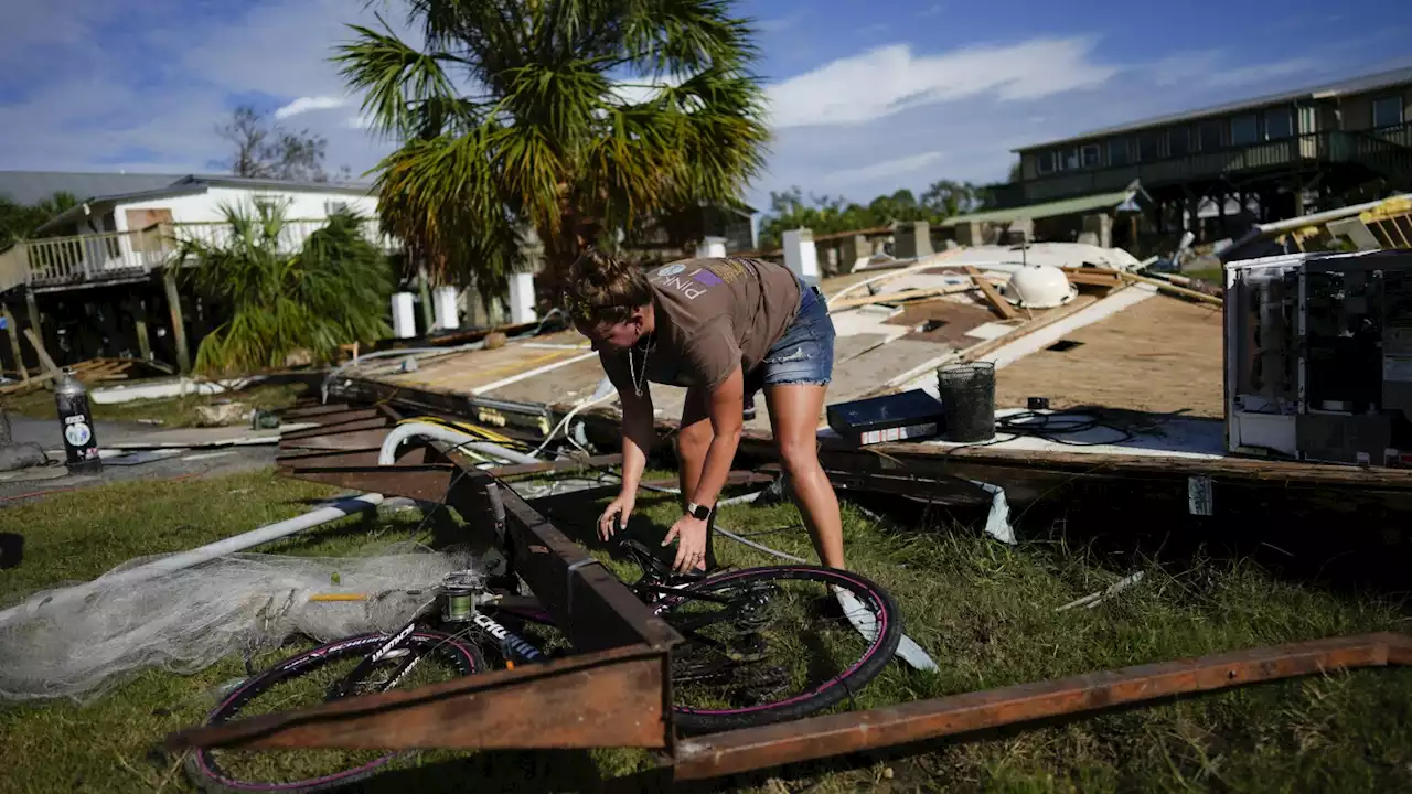 Residents return to find homes gone, towns devastated in path of Idalia