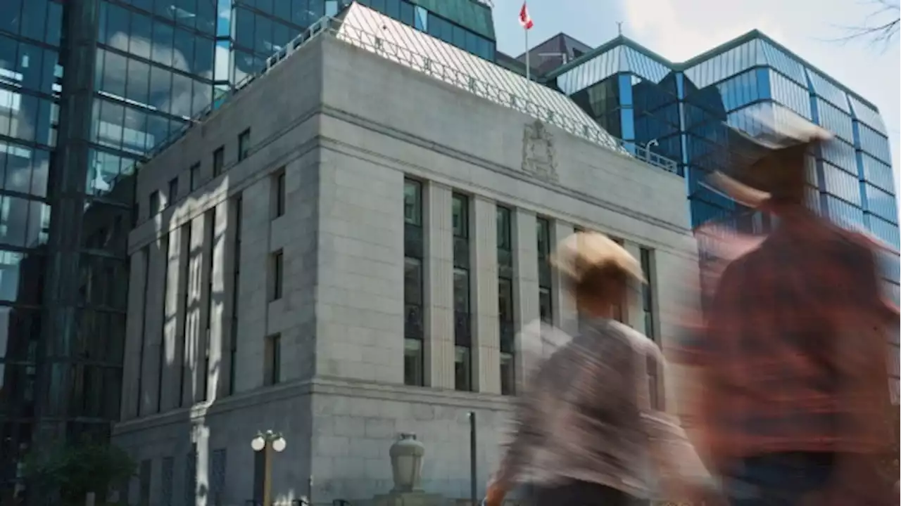 ​Bank of Canada has room to step back from rate hikes amid slowing economy: Economist