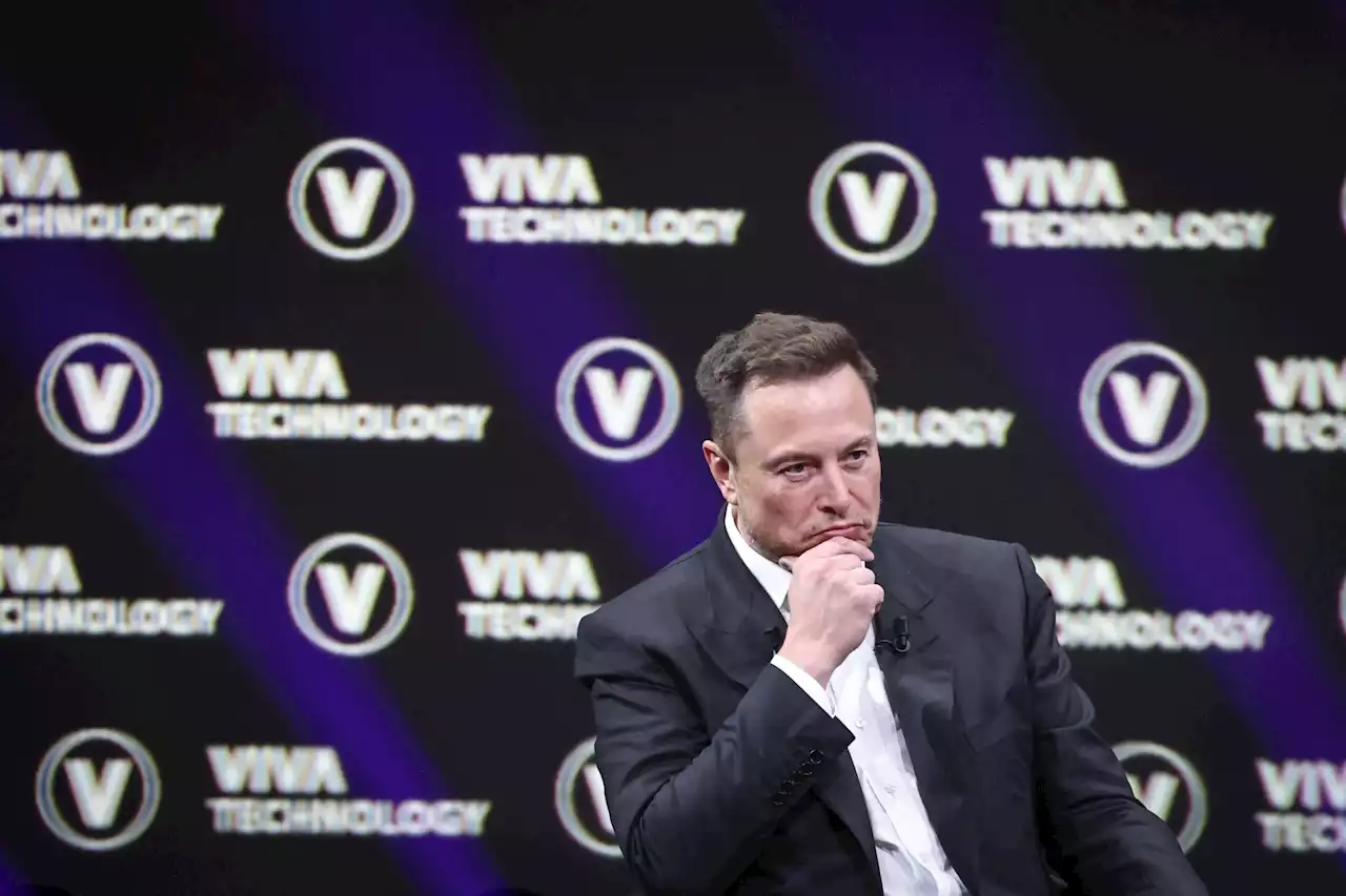 Elon Musk droht wegen Glashaus-Projekt von Tesla Ärger