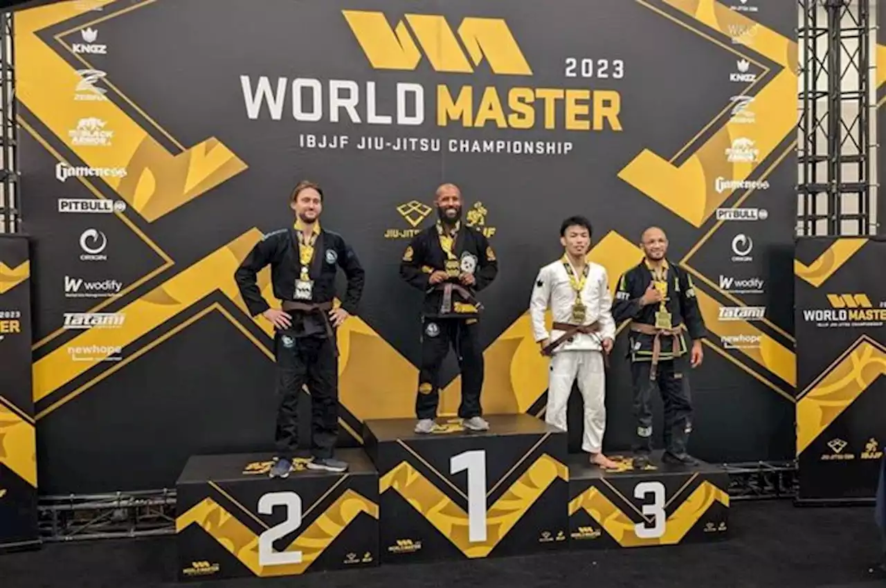 Raja Kelas Terbang ONE Championship Demetrious Johnson Rebut Medali Emas Brazilian Jiu-jitsu