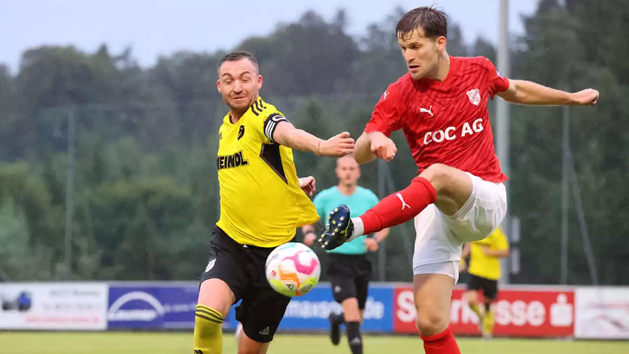 Erlbach eröffnet Spieltag gegen Dachau - Kirchanschöring gastiert in Gundelfingen