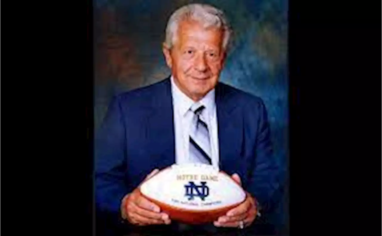 Tony Roberts Dies: Notre Dame Football’s Longtime Radio Voice Was 94